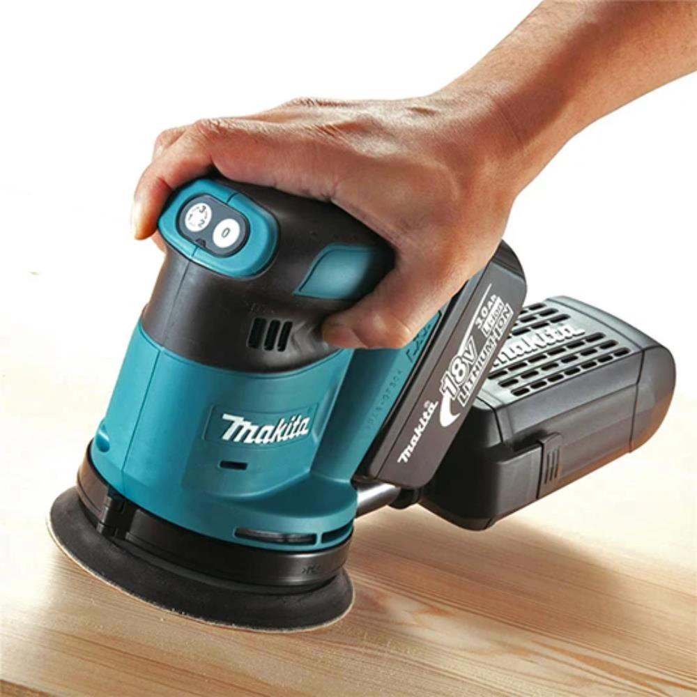 MAKITA 18V Sander Bare Unit (125mm) - Image 2