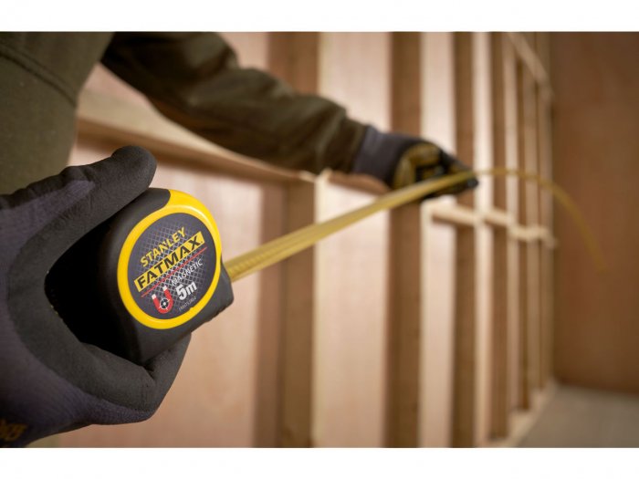 STANLEY FatMax BladeArmor Tape Measure (5m, 32mm, Magnetic) - Image 4