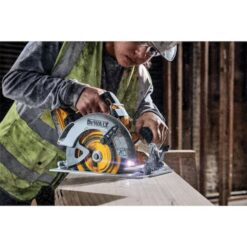 DEWALT 18V Circular Saw Kit (2x5Ah Powerstack, 190mm, 67cm, 1727W) - Image 3