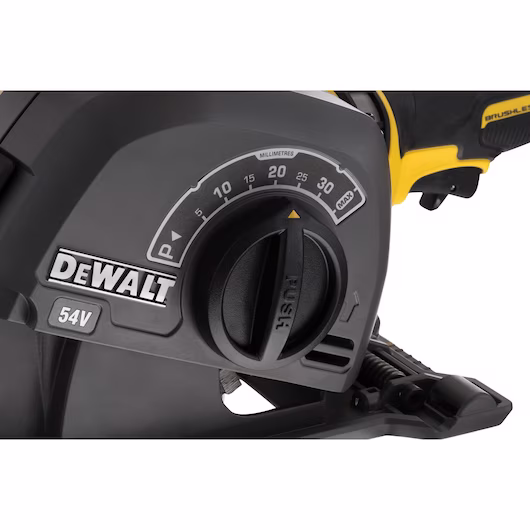 DEWALT 54V Wall Chaser Kit (2x6Ah, 32mm, 125mm) - Image 4