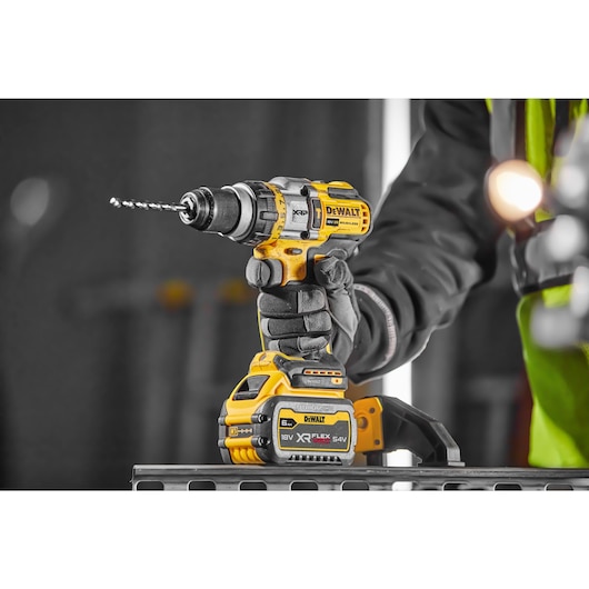 DEWALT 18V Combi Drill Kit (1x6Ah, 127Nm, 3 Speed) - Image 4