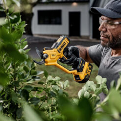 DEWALT 18V Power Pruner Bare Unit (38mm) - Image 5