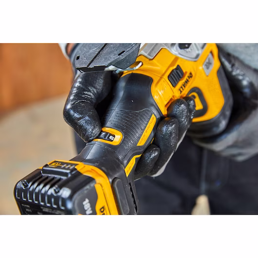 DEWALT 18V Jigsaw Bare Unit (Body Grip, Brushless) - Image 6