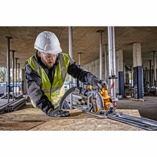 DEWALT 54V Circular Saw Bare Unit (190mm, 61mm, Guide Rail Base) - Image 3