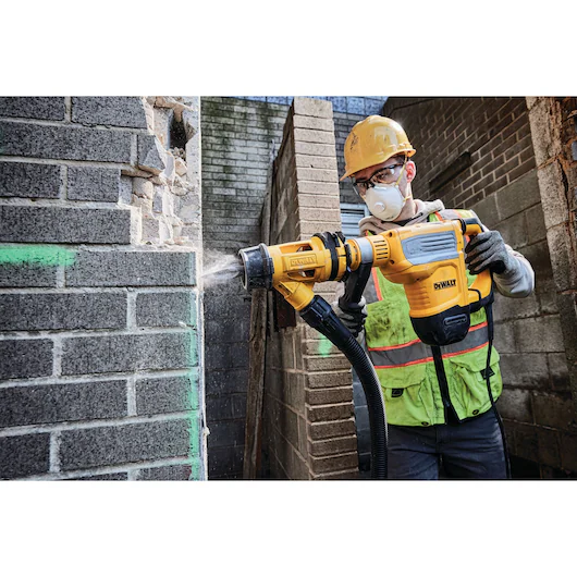 DEWALT 110V SDS-Max Drill (10.5J, 45mm, 125mm Core, 1350W,6Kg) - Image 8