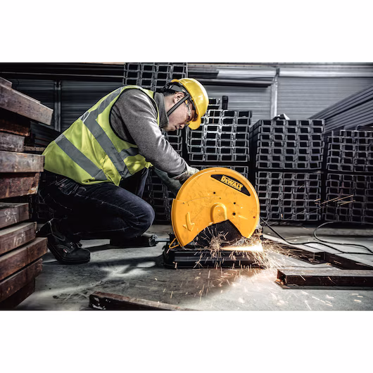 DEWALT 110V Metal Chop Saw (355mm Disc, 2300W) - Image 4