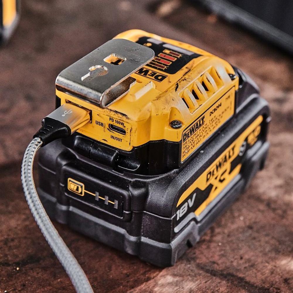 DEWALT USB Charging Kit (100W Power Supply,5Ah USB-C Cradle) - Image 5