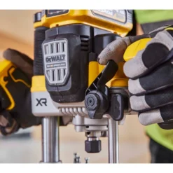 DEWALT 18V Router Kit (2x5Ah Powerstack, 1/2", 70mm) - Image 7