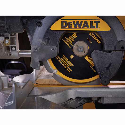 Alternative view of DEWALT Circular Saw Blade (8T PCD, 216x2x30mm, Extreme)