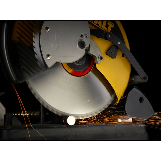 DEWALT Circular Saw Blade (30T, 140x1x20mm, Steel) - Image 3