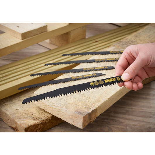 DEWALT Recip Blade (230mm, 4/5 TPI, 5 Piece, Wood) - Image 3