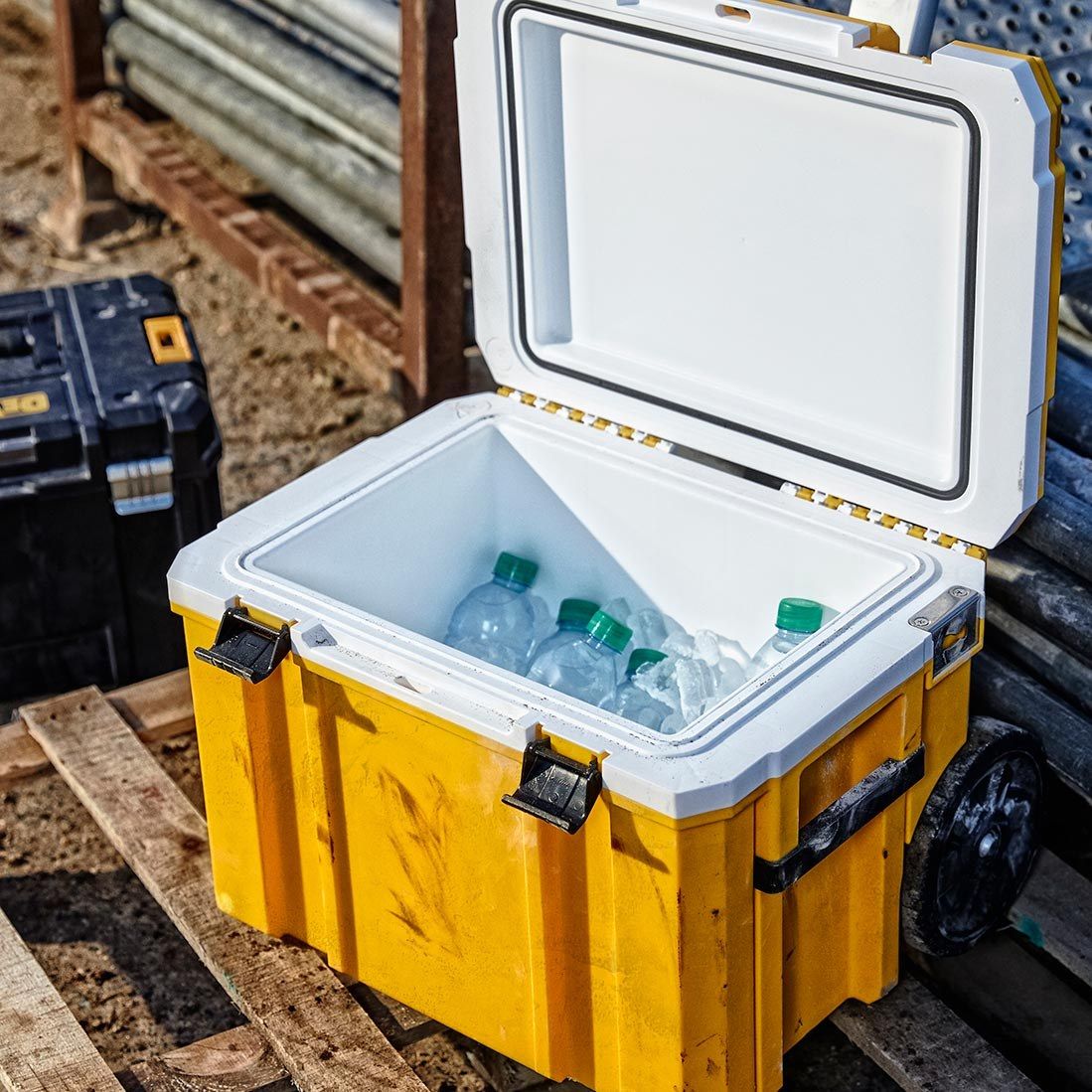 DEWALT Tstak Cooler Box on Wheels - Image 5