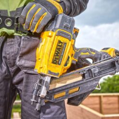 DEWALT 18V Twin Kit (2x5Ah, DCN930/DCN660, Tstak Mobile) - Image 2
