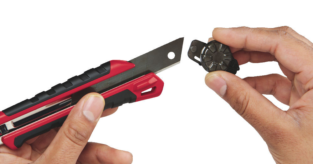 MILWAUKEE Snap Off Knife (25mm) - Image 4