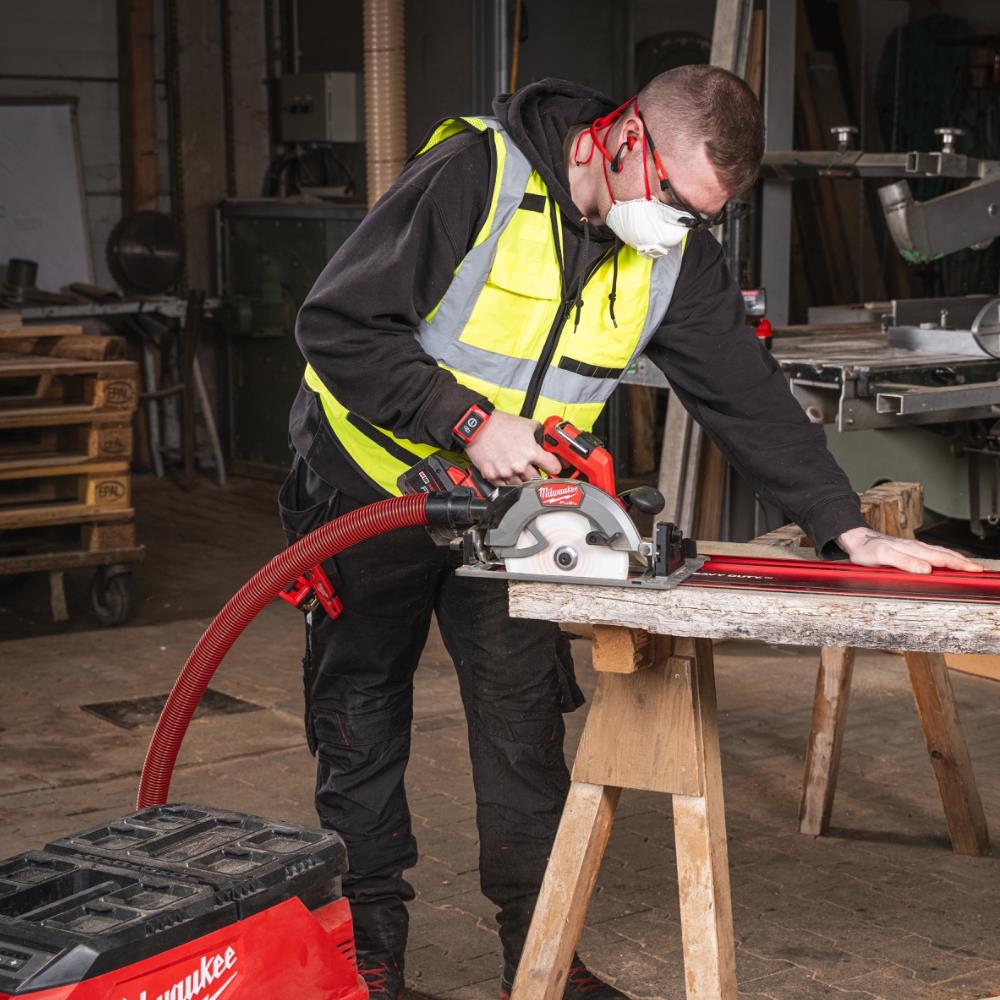 MILWAUKEE 18V Circular Saw Bare Unit (190mm, 68mm, Fuel, M18FCS66GR3-0) - Image 3