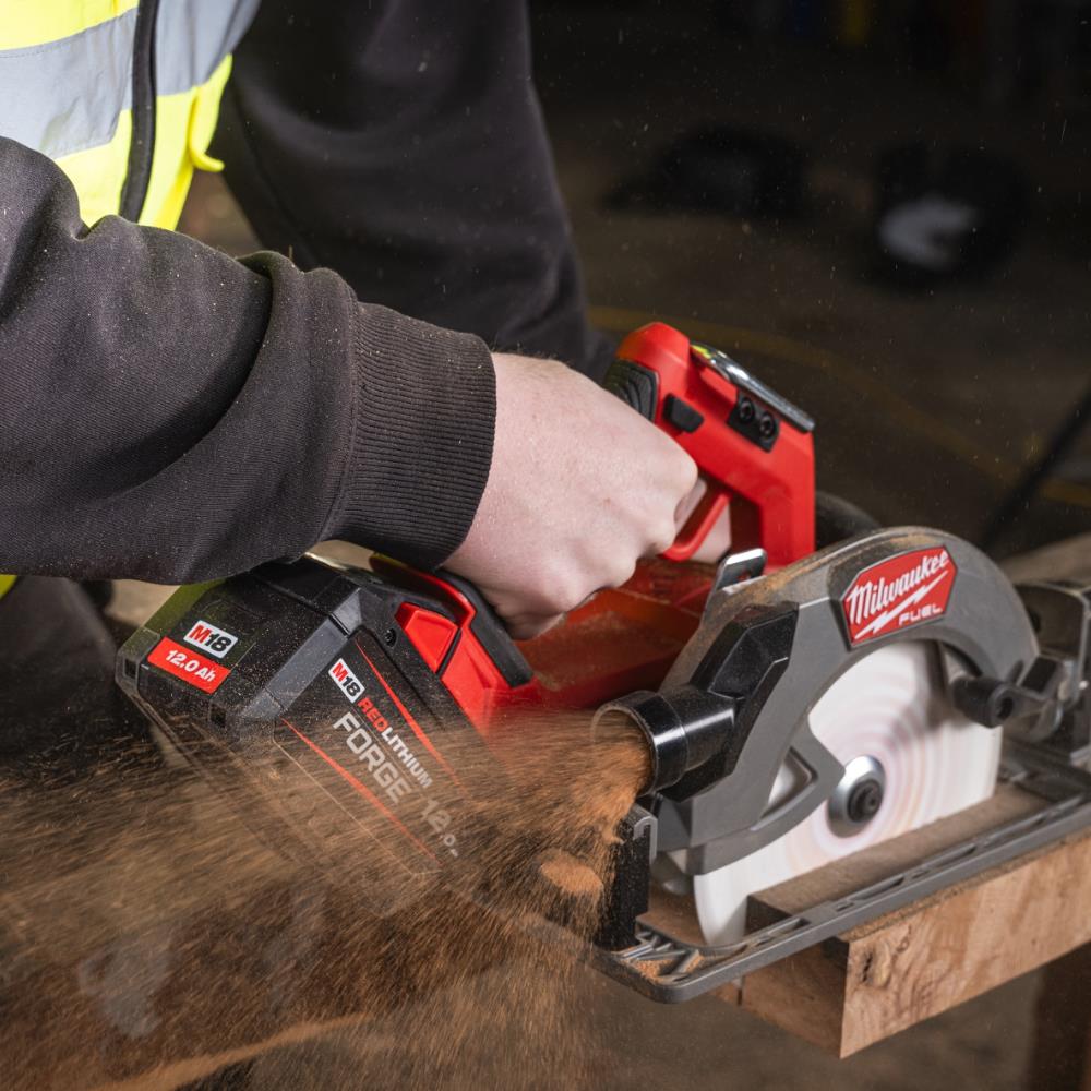 MILWAUKEE 18V Circular Saw Bare Unit (190mm, 68mm, Fuel, M18FCS66GR3-0) - Image 4