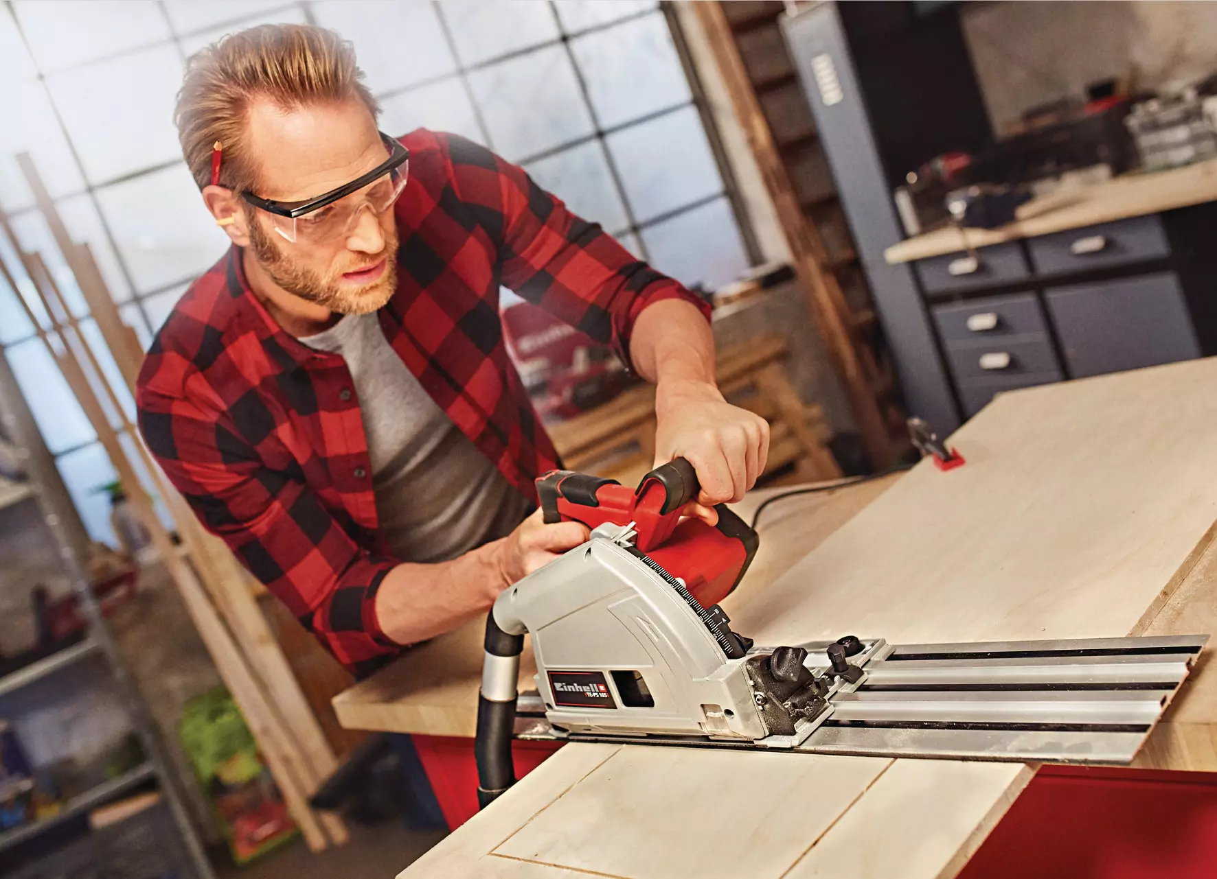 EINHELL 220V Plunge-Cut Saw (165mm, 1200W, TE-PS 165) - Image 2