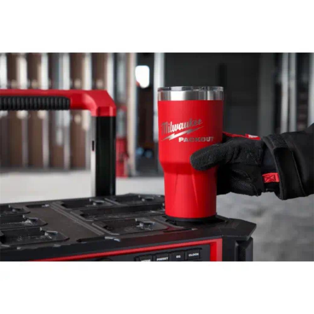 MILWAUKEE Packout Insulated Tumbler (887ml, Red) - Image 5