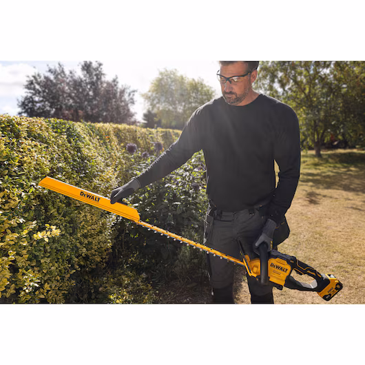 DEWALT 18V Hedge Trimmer Bare Unit (60cm, 25mm) - Image 7
