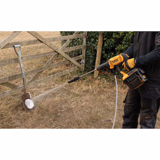 DEWALT 54V Power Cleaner Bare Unit (45/69 Bar, Self Prime) - Image 4