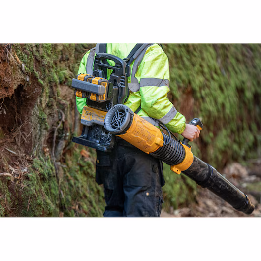 DEWALT 2x54V Backpack Blower Bare Unit (855CFM, 257km/h) - Image 5
