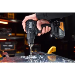 DeWalt McLaren 18V XR Combi Drill Kit (1x5Ah, 90Nm, 2 Speed,ANTI ROTATION SYSTEM) - Image 5