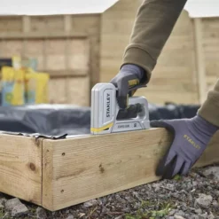 STANLEY Heavy-Duty Staple Gun - Image 4