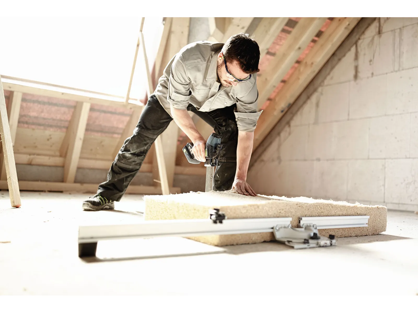FESTOOL Cordless Insulation Saw (ISC 240 EB-Basic) - Image 3