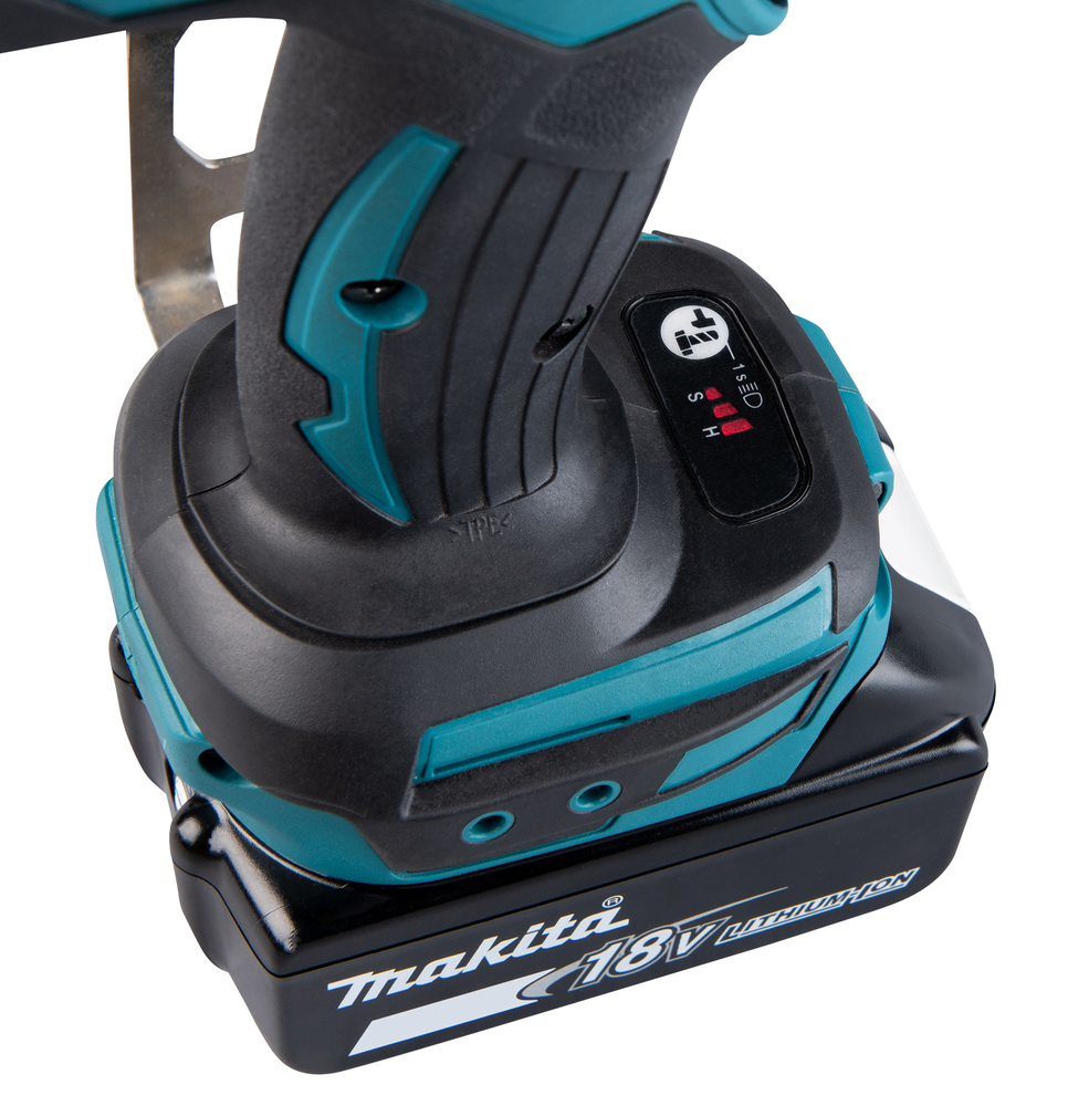MAKITA 18V Impact Wrench Bare Unit (1/2", 1600Nm) - Image 4