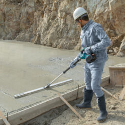 MAKITA 40V Screed Bare Unit (No Blade) - Image 7